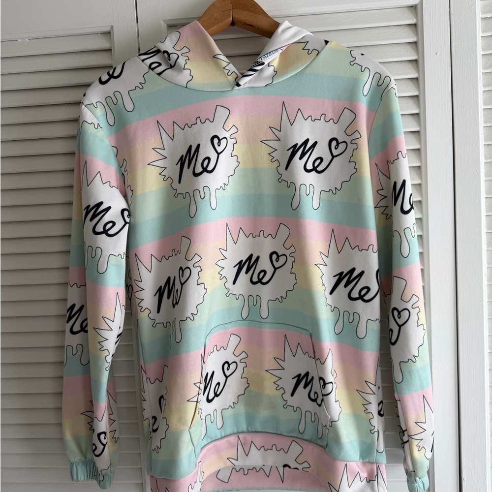 Kids “Moriah Elizabeth” Pastel Graphic Hoodie